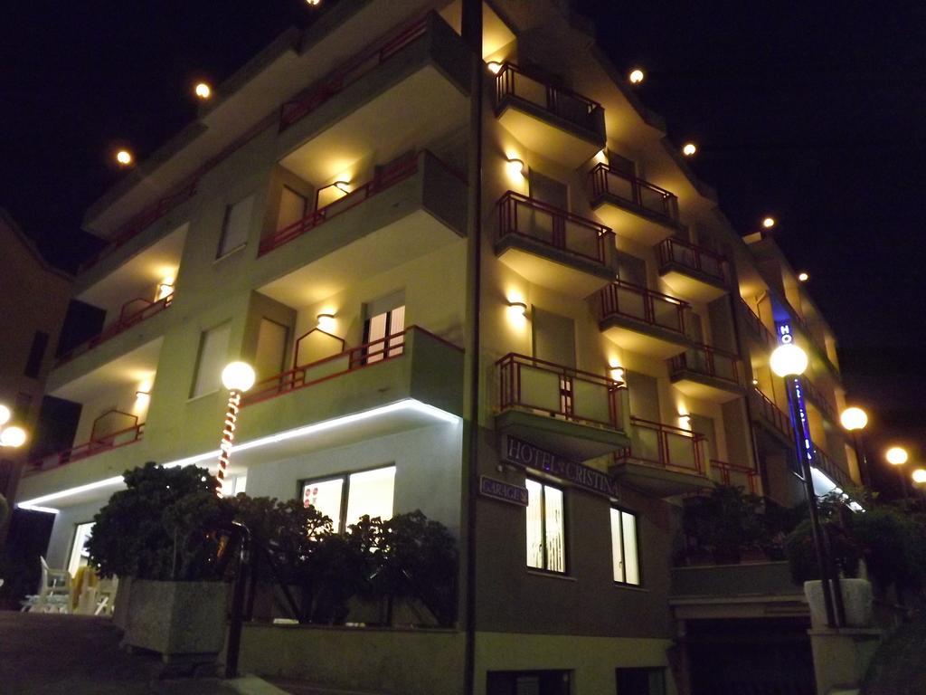 קיאנצ'נו טרמה Hotel Cristina מראה חיצוני תמונה