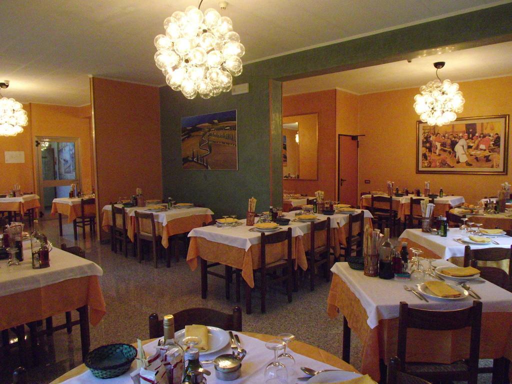 קיאנצ'נו טרמה Hotel Cristina מראה חיצוני תמונה